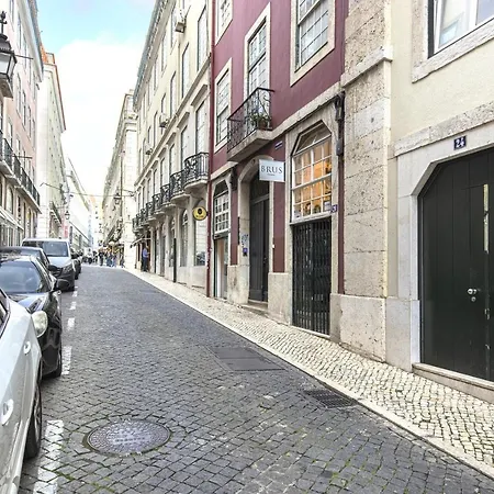 Cozy Downtown By Lovelystay *